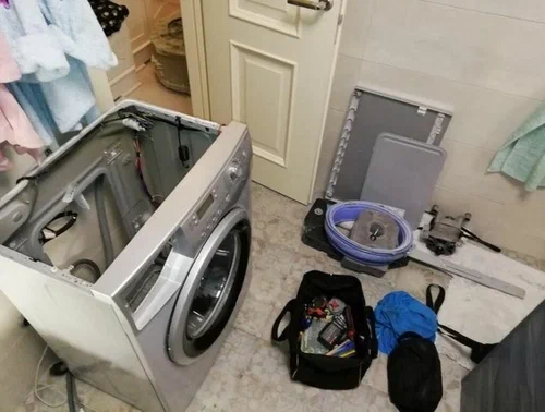 Ремонт стиральных машин Whirlpool в Каменске-Шахтинском в октябре